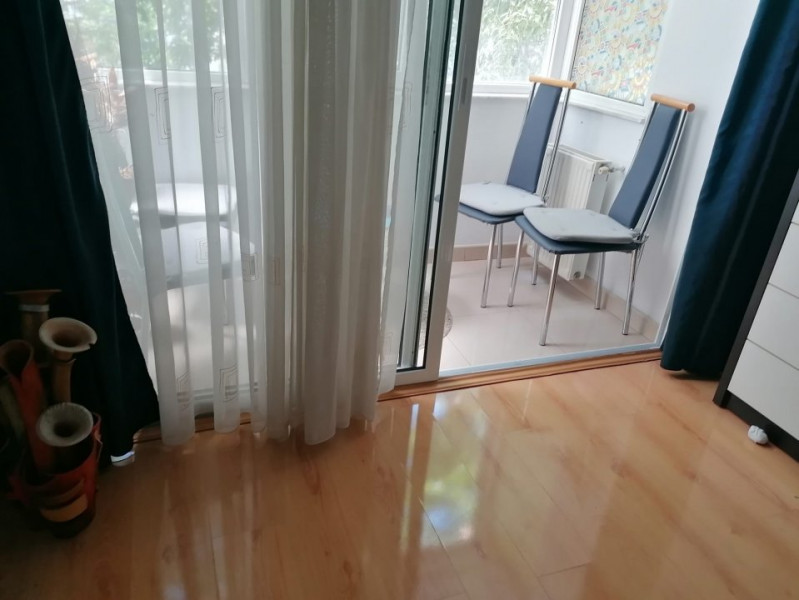 apartament de închiriat Constanta Faleza Nord cu parcare proprie 