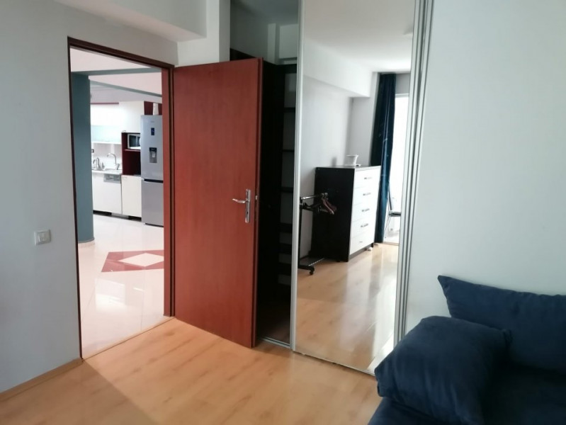 apartament de închiriat Constanta Faleza Nord cu parcare proprie 