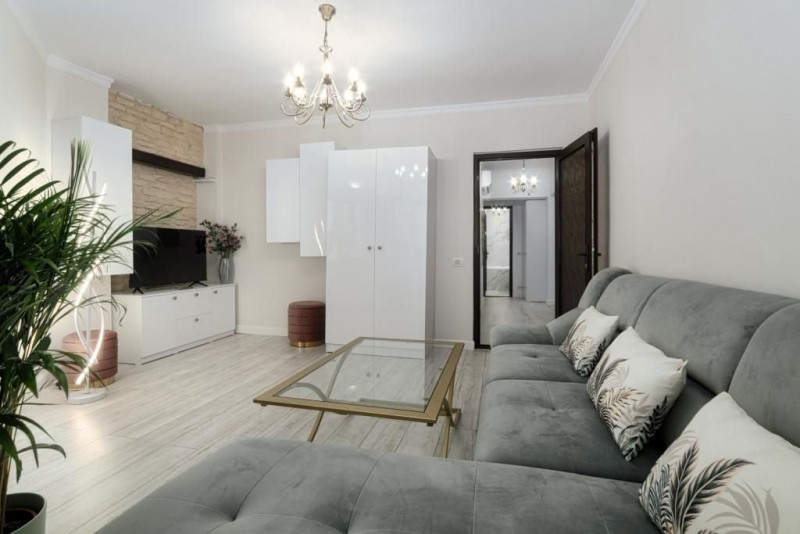 Ultracentral Apartament spatios Capitol totul nou !