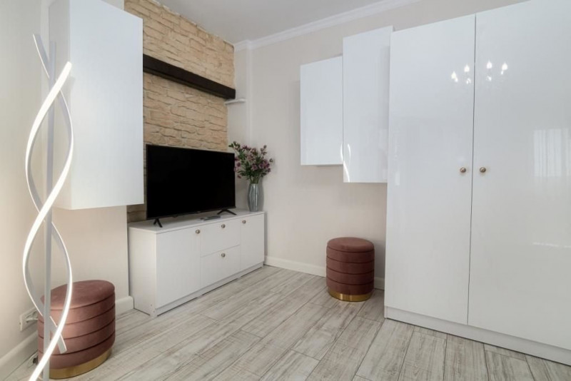 Ultracentral Apartament spatios Capitol totul nou !