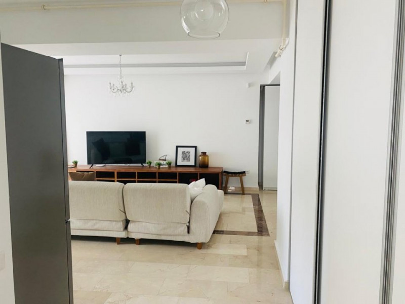 Apartament coquet Mamaia bloc Sofia termen lung