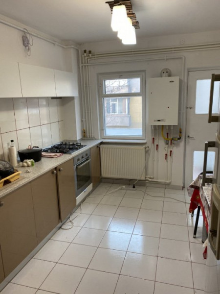 Apartament decomandat Faleza Nord langa Scoala 3