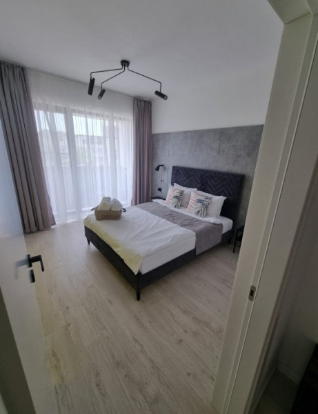 închiriere apartament lux Universitate Constanta cladire noua 