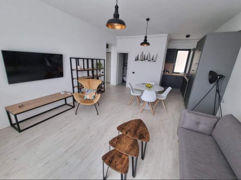 închiriere apartament lux Universitate Constanta cladire noua 