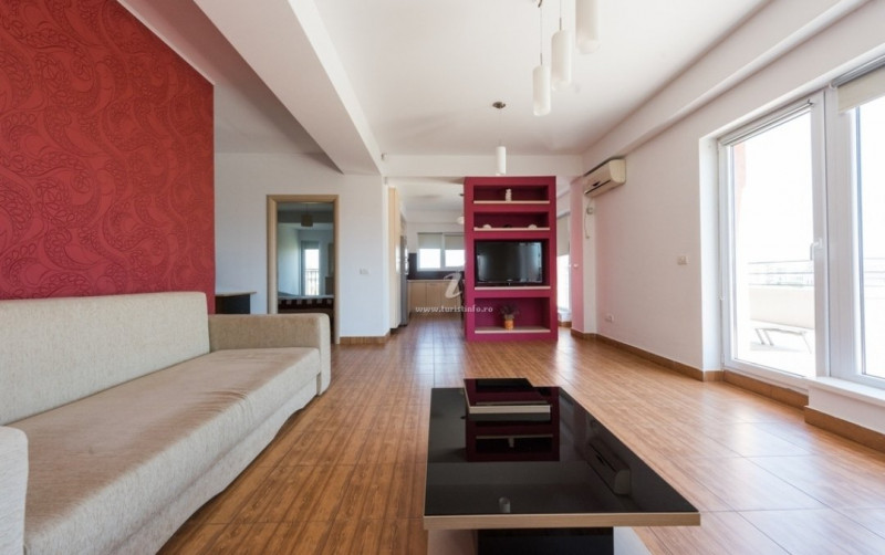 închiriere apartament cu loc de joaca și terasa cu grătar grill