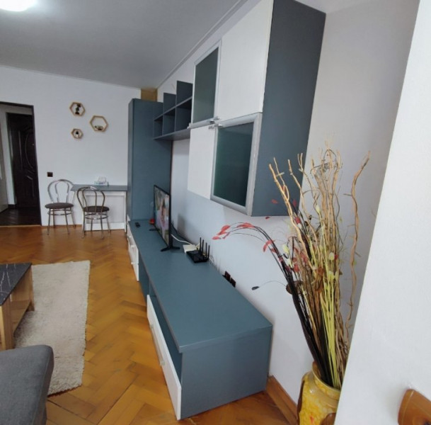 inchiriere Apartament zona City Park Mall termen lung 