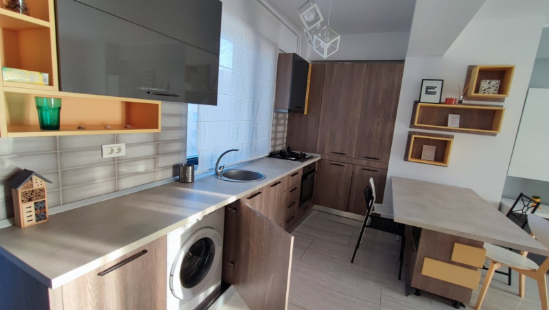 închiriere apartament vedere superbă