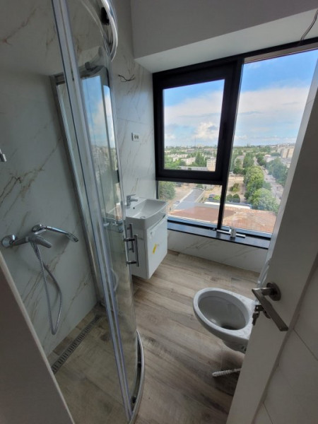 închiriere apartament deosebit Constanta cu 2 parcari proprii 