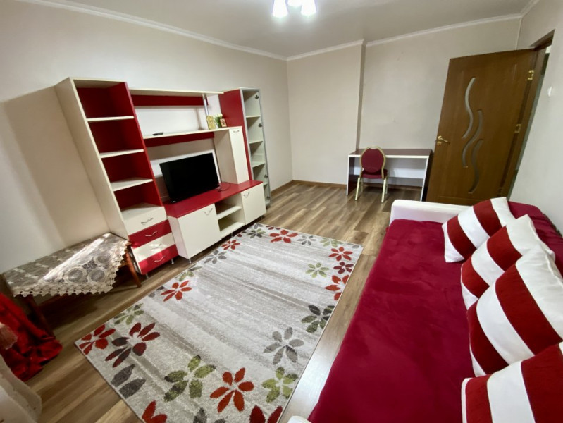 Apartament decomandat Trocadero termen lung