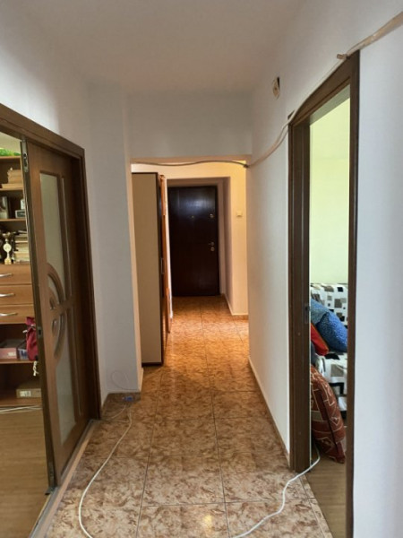 Apartament decomandat 4 camere Far vedere panoramică !