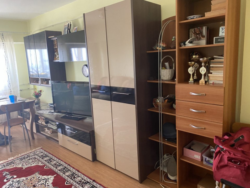 Apartament decomandat 4 camere Far vedere panoramică !