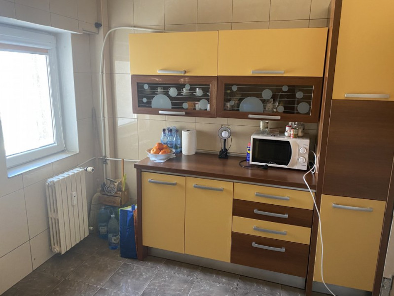 Apartament decomandat 4 camere Far vedere panoramică !