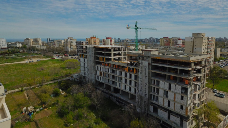 Cea mai buna pozitie! Apartament cu vedere la LAC si la Mare Primavera Campus