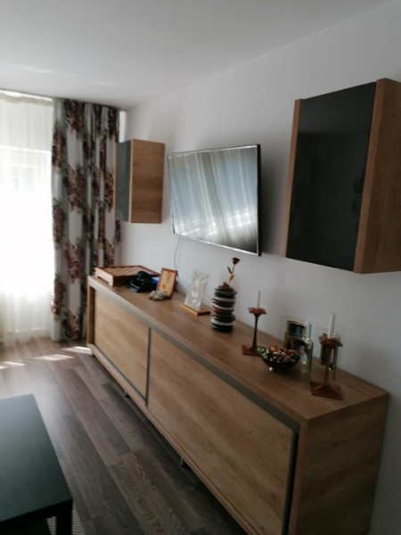 Apartament dotat si finisat cu bun gust zona linistita intrare oras