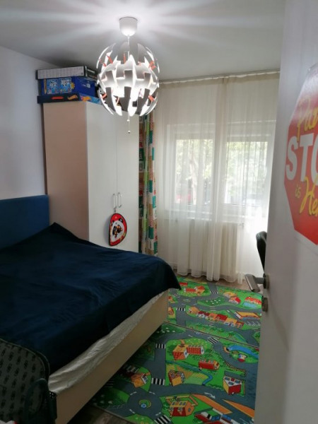 Apartament dotat si finisat cu bun gust zona linistita intrare oras