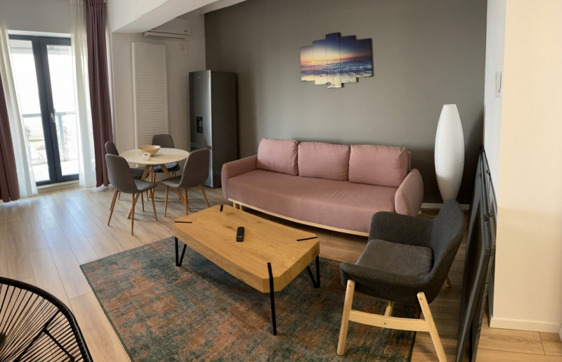 Apartament Mamaia Centru la,2 pași de plaja