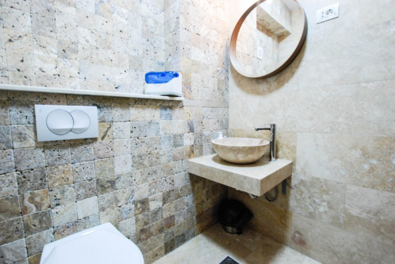 Exclusiv Apartament Mamaia Butoaie dotări noi!