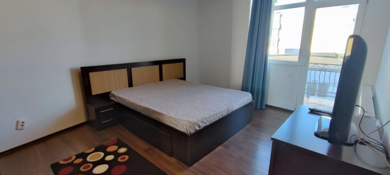 închiriere apartament spațios Trocadero