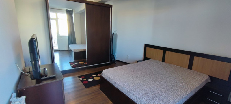 închiriere apartament spațios Trocadero