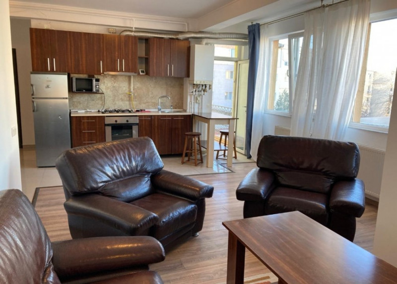 închiriere apartament spațios Trocadero