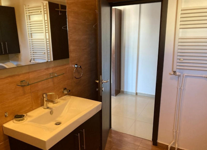 închiriere apartament spațios Trocadero