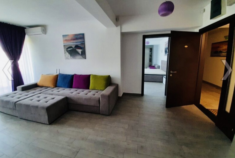 Apartament spațios decorat cu rafinament Mamaia 