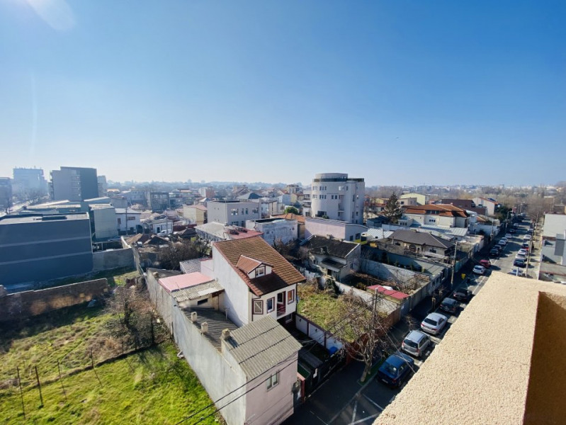 Apartament spatios bloc nou zona Faleză Nord 